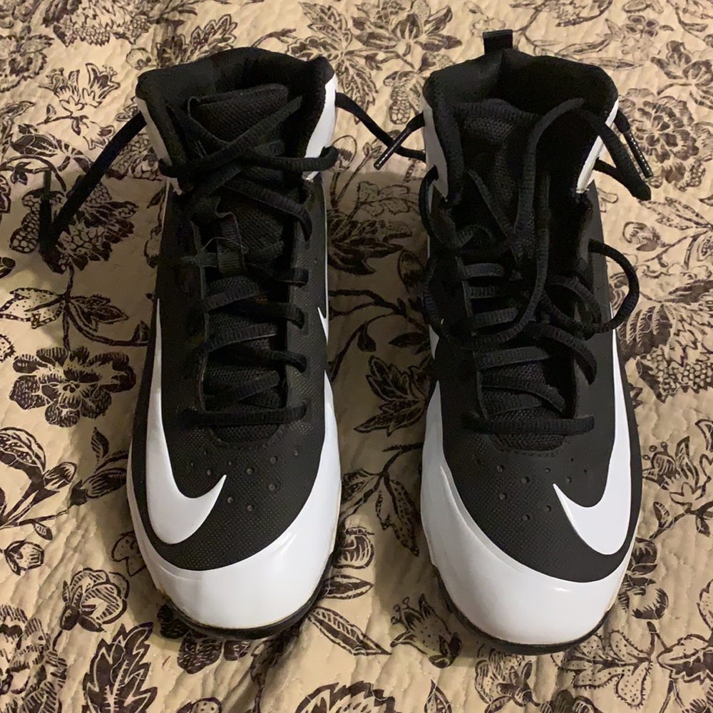 Size 5.5 Nike Huarache Shoes